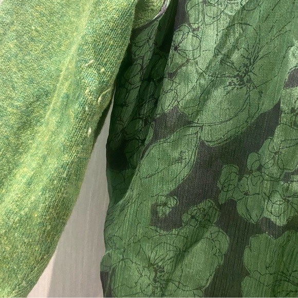 Women’s Boden Apple Green Cardy with Silk Rose inlay front panels UK size 14 - Picture 6 of 7